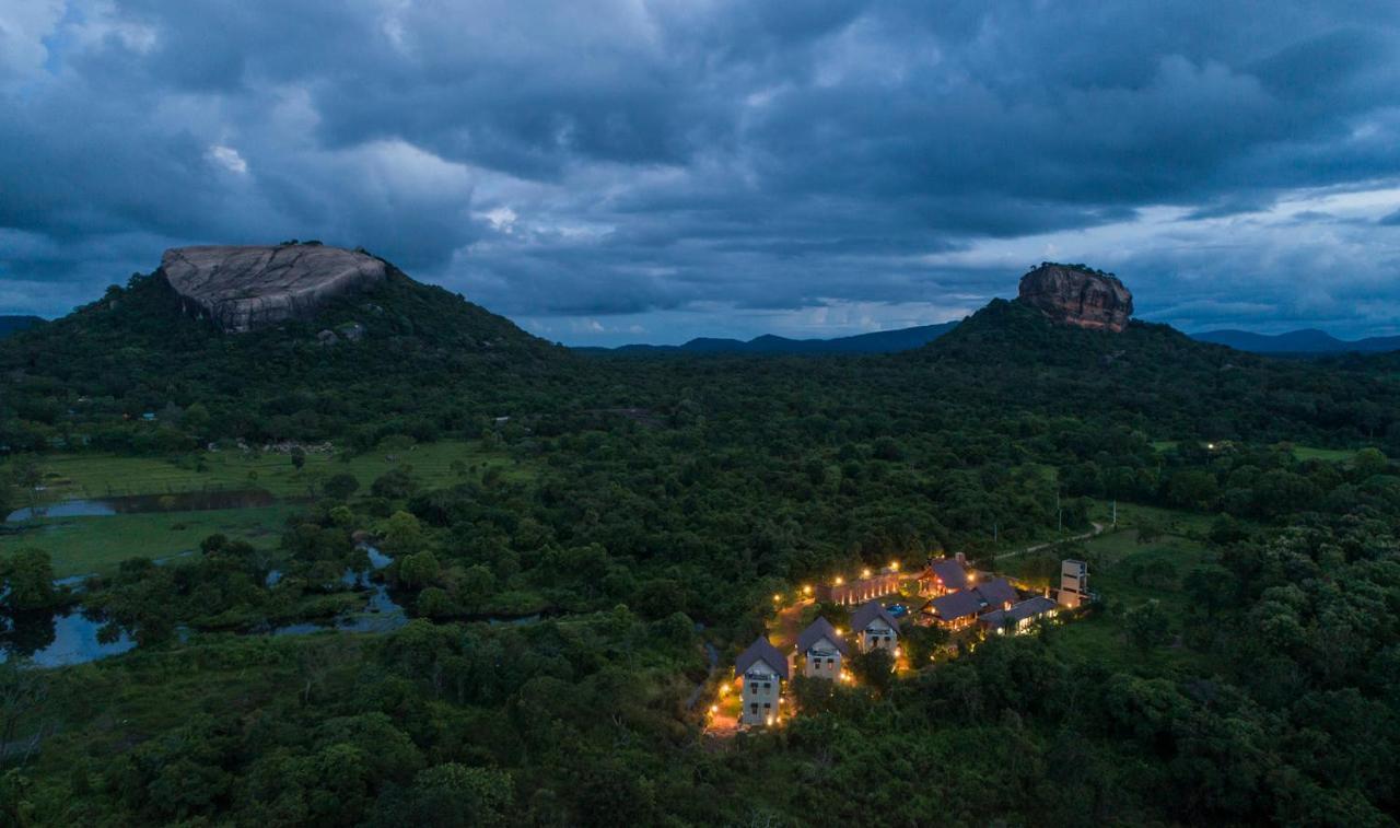 Roo Mansala Boutique Villas Sigiriya Ngoại thất bức ảnh